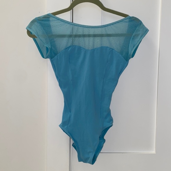 Very Low Back Capsleeve Leotard - Picture 1 of 2